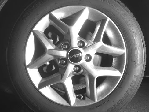 Used 2025 Kia Soul LX w/ LX Technology Package image 12