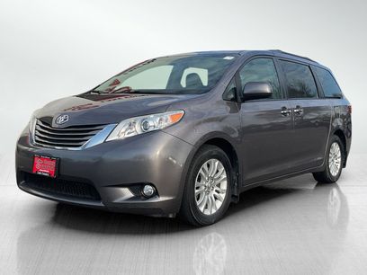Used 2016 Toyota Sienna XLE