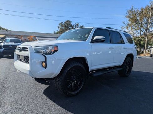 Used 2020 Toyota 4Runner SR5 Premium w/ Moonroof Package image 7