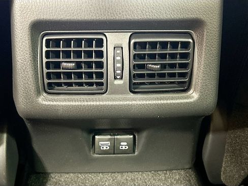 New 2026 Toyota Camry Hybrid FWD image 24
