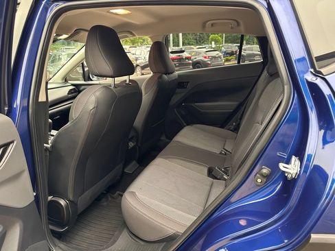 Used 2024 Subaru Crosstrek 2.0i Premium AWD/4WD image 11