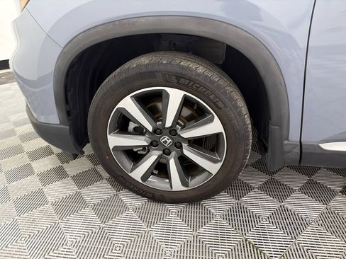 Used 2023 Honda Pilot Touring image 13