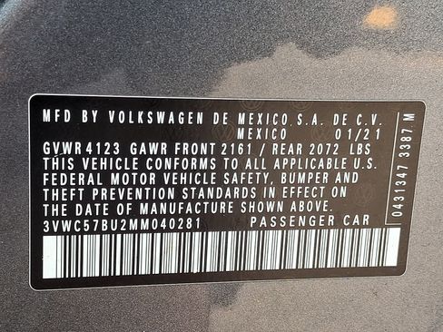 Used 2021 Volkswagen Jetta SE w/ SE Cold Weather Package FWD image 26