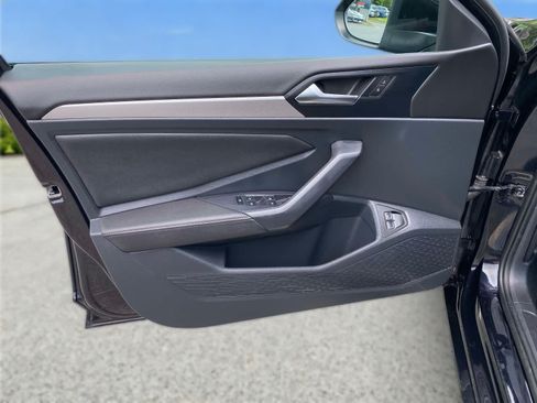 Certified 2024 Volkswagen Jetta S FWD image 21