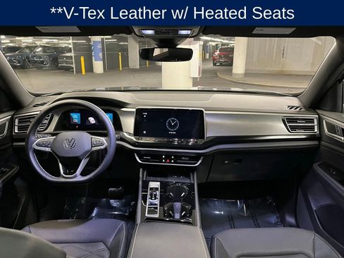 Certified 2025 Volkswagen Atlas Cross Sport SE w/ Panoramic Sunroof Package AWD/4WD image 7