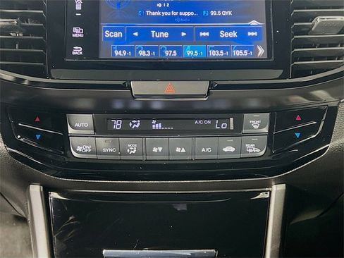 Used 2016 Honda Accord EX image 22