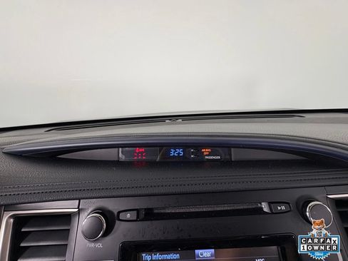 Used 2019 Toyota Highlander LE FWD image 22