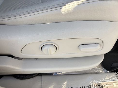 Used 2020 GMC Terrain Denali w/ Denali Premium Package image 11