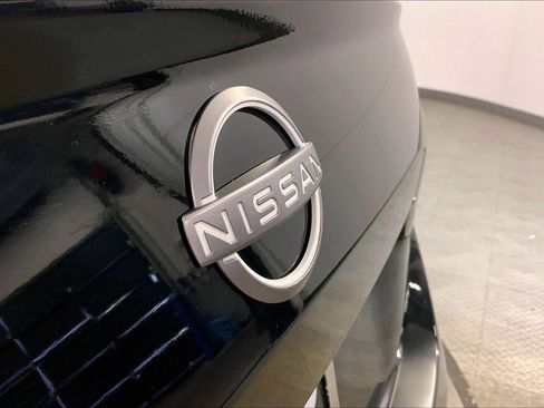 Used 2025 Nissan Altima 2.5 SV FWD image 31
