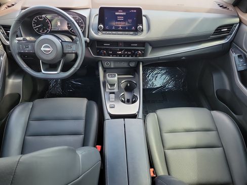 Certified 2023 Nissan Rogue SV w/ SV Premium B Package FWD image 20