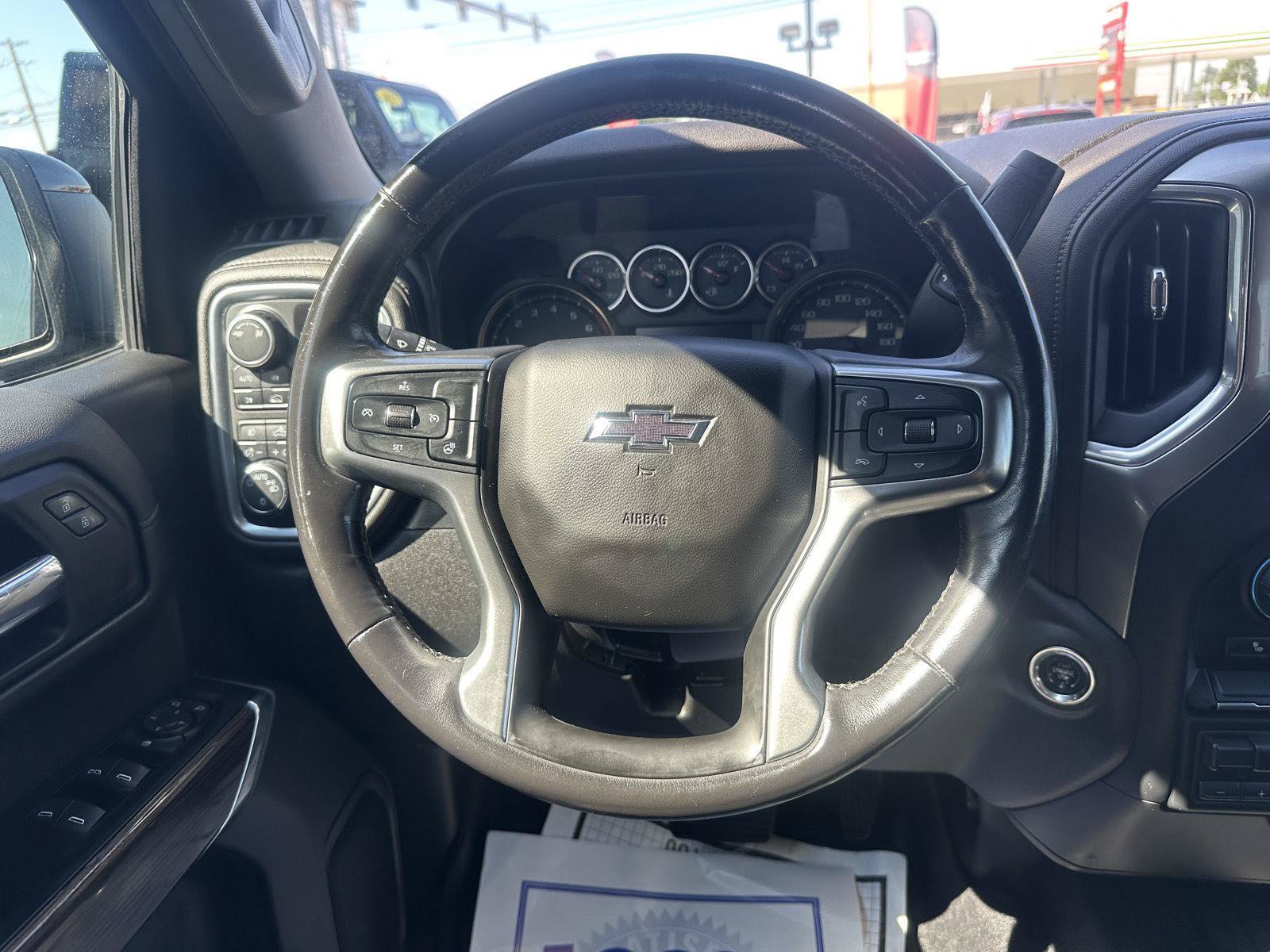 Used 2019 Chevrolet Silverado 1500 RST AWD/4WD image 33