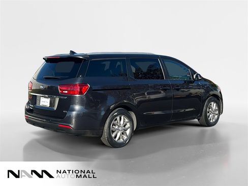 Used 2019 Kia Sedona EX image 5