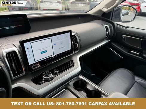 Used 2025 Ford Expedition Platinum AWD/4WD image 19