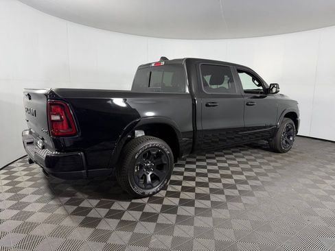 Used 2025 RAM 1500 Big Horn AWD/4WD image 7