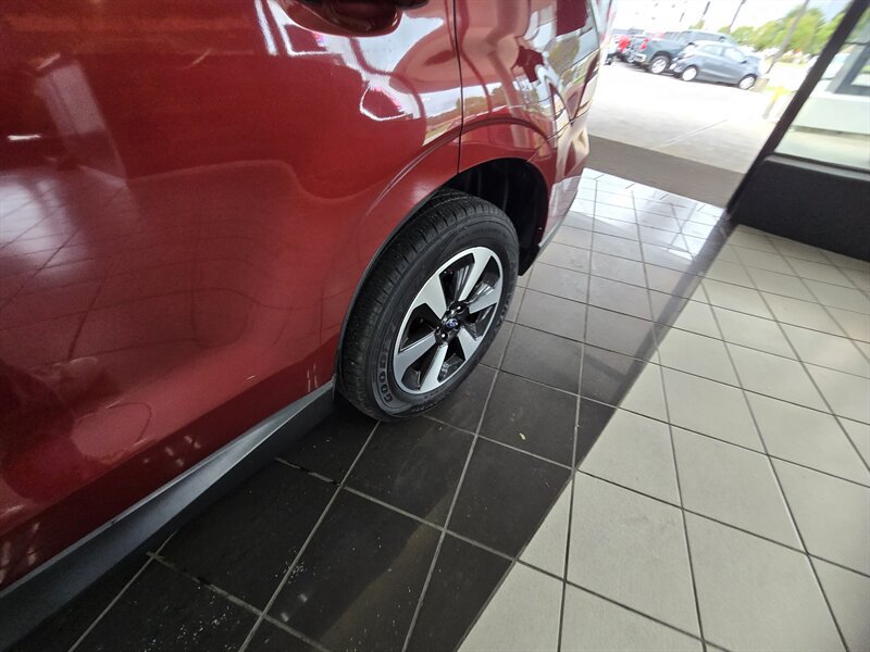 Used 2018 Subaru Forester 2.5i w/ Alloy Wheel Package AWD/4WD image 35