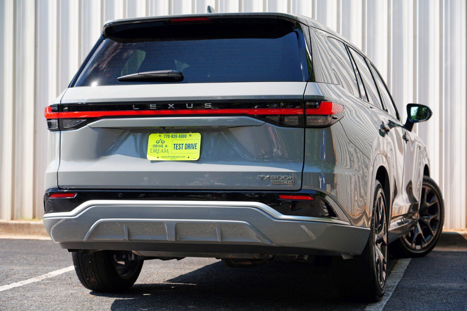 Used 2026 Lexus TX 500h AWD w/ Technology Package image 5