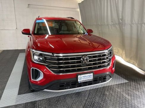 Certified 2024 Volkswagen Atlas SE AWD/4WD image 2