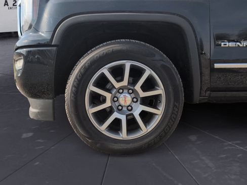 Used 2016 GMC Sierra 1500 Denali w/ Enhanced Driver Alert Package AWD/4WD image 25