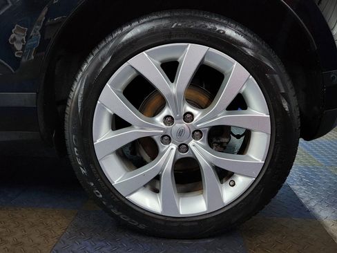 Used 2020 Land Rover Range Rover Evoque SE image 66