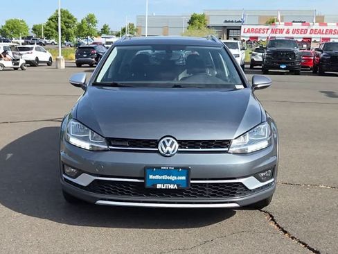 Used 2019 Volkswagen Golf Alltrack SE AWD/4WD image 3