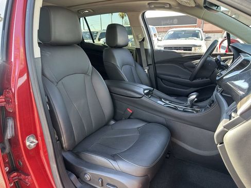 Used 2019 Buick Envision Premium AWD/4WD image 9