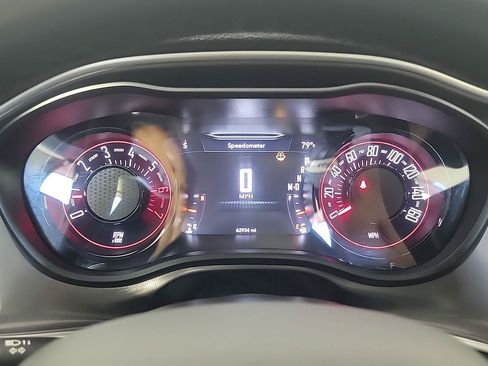 Used 2022 Dodge Challenger R/T w/ Driver Convenience Group RWD image 23
