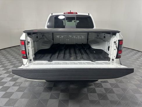 Used 2022 Nissan Frontier PRO-4X w/ Technology Package image 13