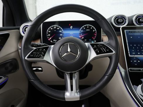 Used 2023 Mercedes-Benz GLC 300 4MATIC w/ Exclusive Trim Package image 47