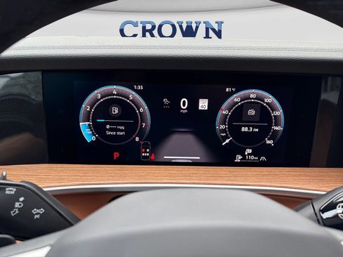 New 2026 Volkswagen Tiguan SEL R-Line AWD/4WD image 10