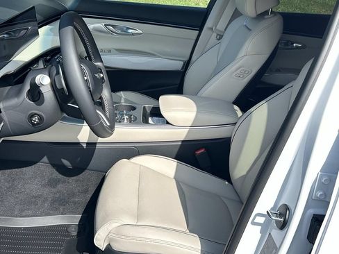 New 2026 Genesis GV70 2.5T Advanced AWD/4WD image 15