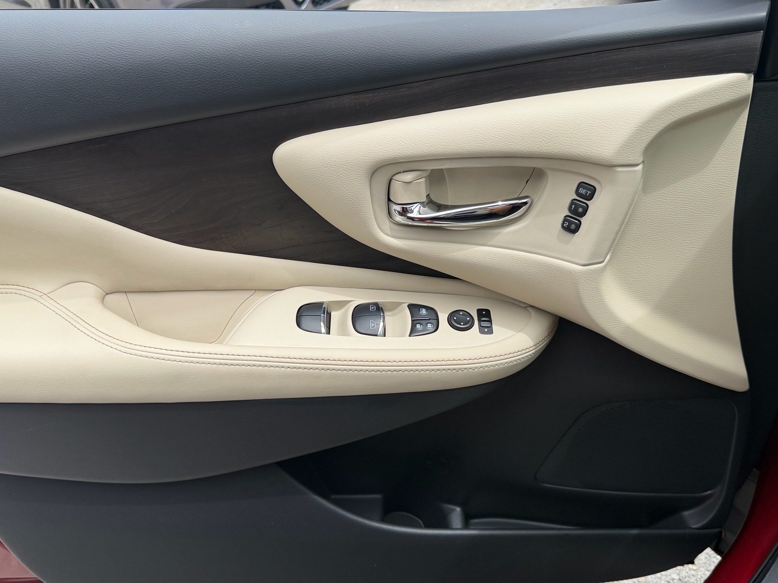 Certified 2023 Nissan Murano Platinum w/ Cargo Package AWD/4WD image 34