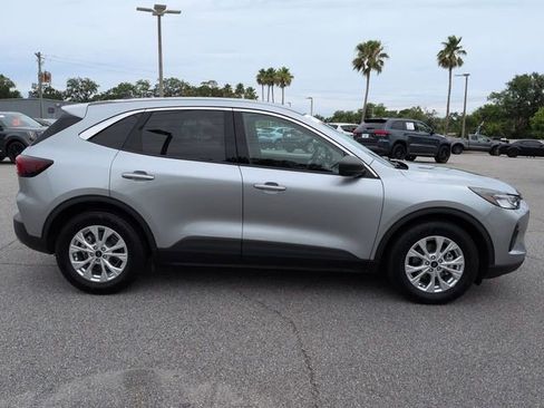 Used 2024 Ford Escape Active FWD image 3