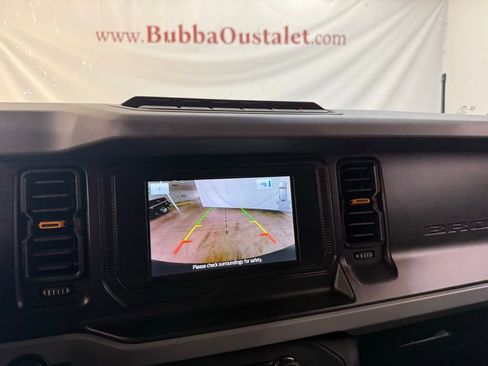 Used 2022 Ford Bronco Badlands w/ Sasquatch Package AWD/4WD image 14