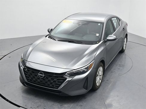 Used 2024 Nissan Sentra S image 41