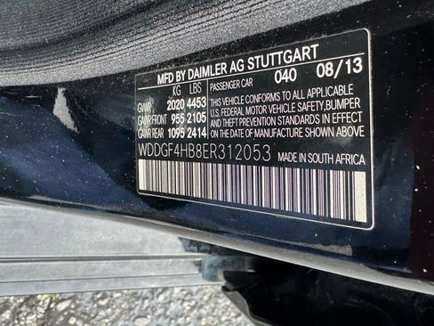 Used 2014 Mercedes-Benz C 250 Sport image 23