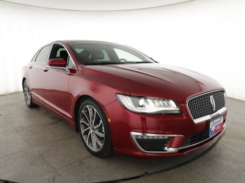 Used 2019 Lincoln MKZ Reserve w/ Reserve Plus Package FWD image 3
