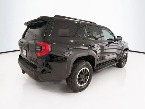 Certified 2025 Toyota 4Runner TRD Off-Road AWD/4WD image 6