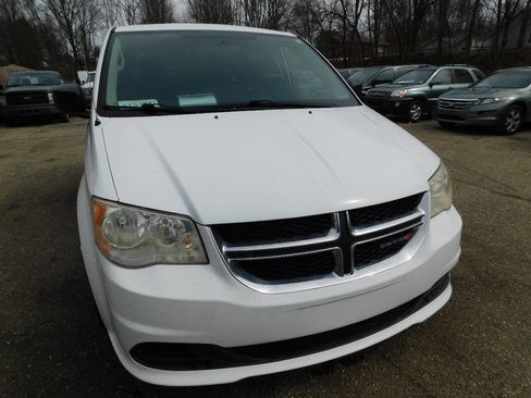 Used 2014 Dodge Grand Caravan SE w/ Quick Order Package 29E SE image 7