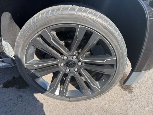 Used 2020 Chevrolet Tahoe LT RWD image 4