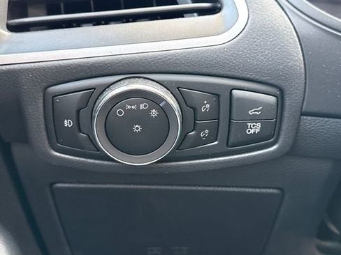 Used 2024 Ford Edge SEL w/ Convenience Package image 35