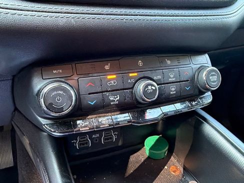Used 2022 Dodge Durango GT AWD/4WD image 18