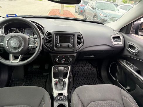 Used 2018 Jeep Compass Sport FWD image 20