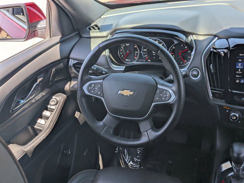 Used 2023 Chevrolet Traverse High Country AWD/4WD image 13