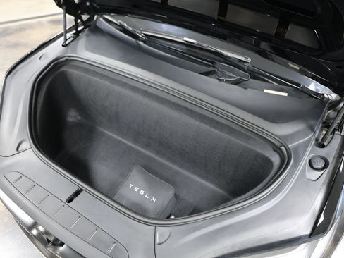 Used 2020 Tesla Model X Long Range image 51