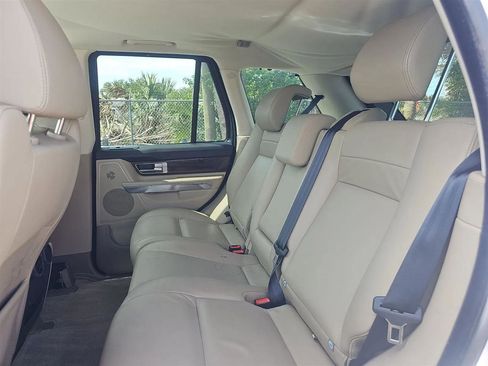 Used 2012 Land Rover Range Rover Sport HSE AWD/4WD image 13