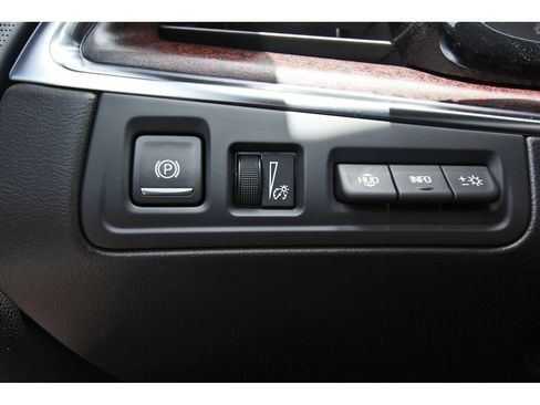 New 2026 Cadillac XT5 Premium Luxury w/ Driver Assist Package FWD image 14
