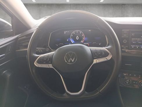 Used 2024 Volkswagen Jetta SE FWD image 21