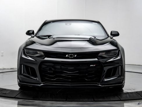Used 2021 Chevrolet Camaro ZL1 image 28