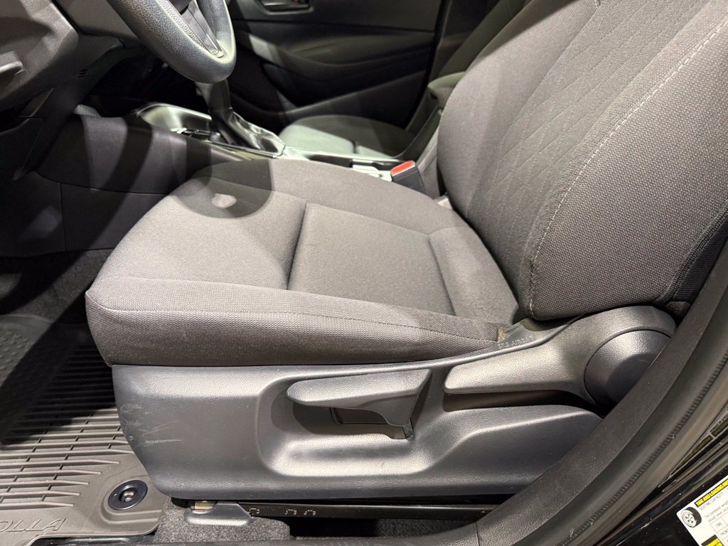 Certified 2025 Toyota Corolla LE FWD image 13