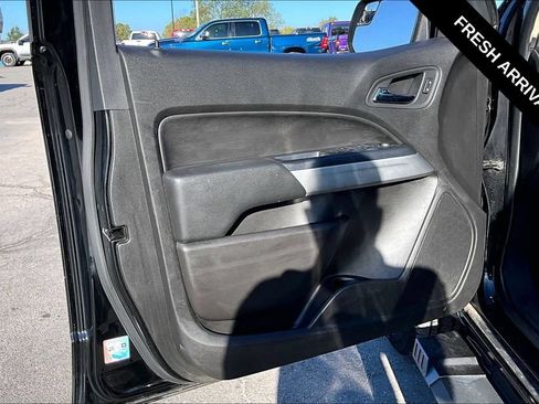 Used 2016 Chevrolet Colorado LT w/ LT Convenience Package AWD/4WD image 20